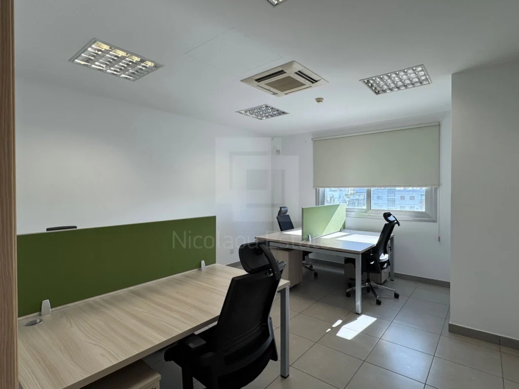 160m² Office for Rent in Strovolos, Nicosia District