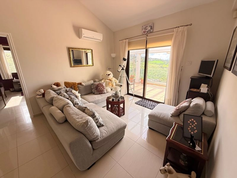 4 Bedroom House for Sale in Armou, Paphos District