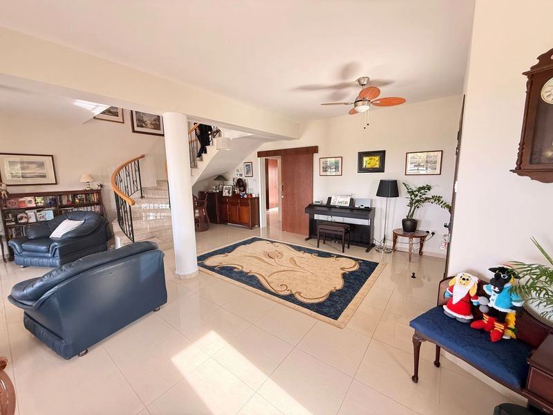 4 Bedroom House for Sale in Armou, Paphos District