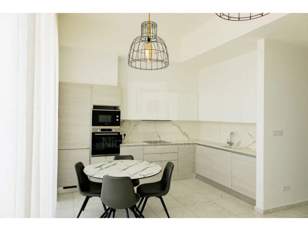 2 Bedroom Apartment for Rent in Limassol – Mesa Geitonia