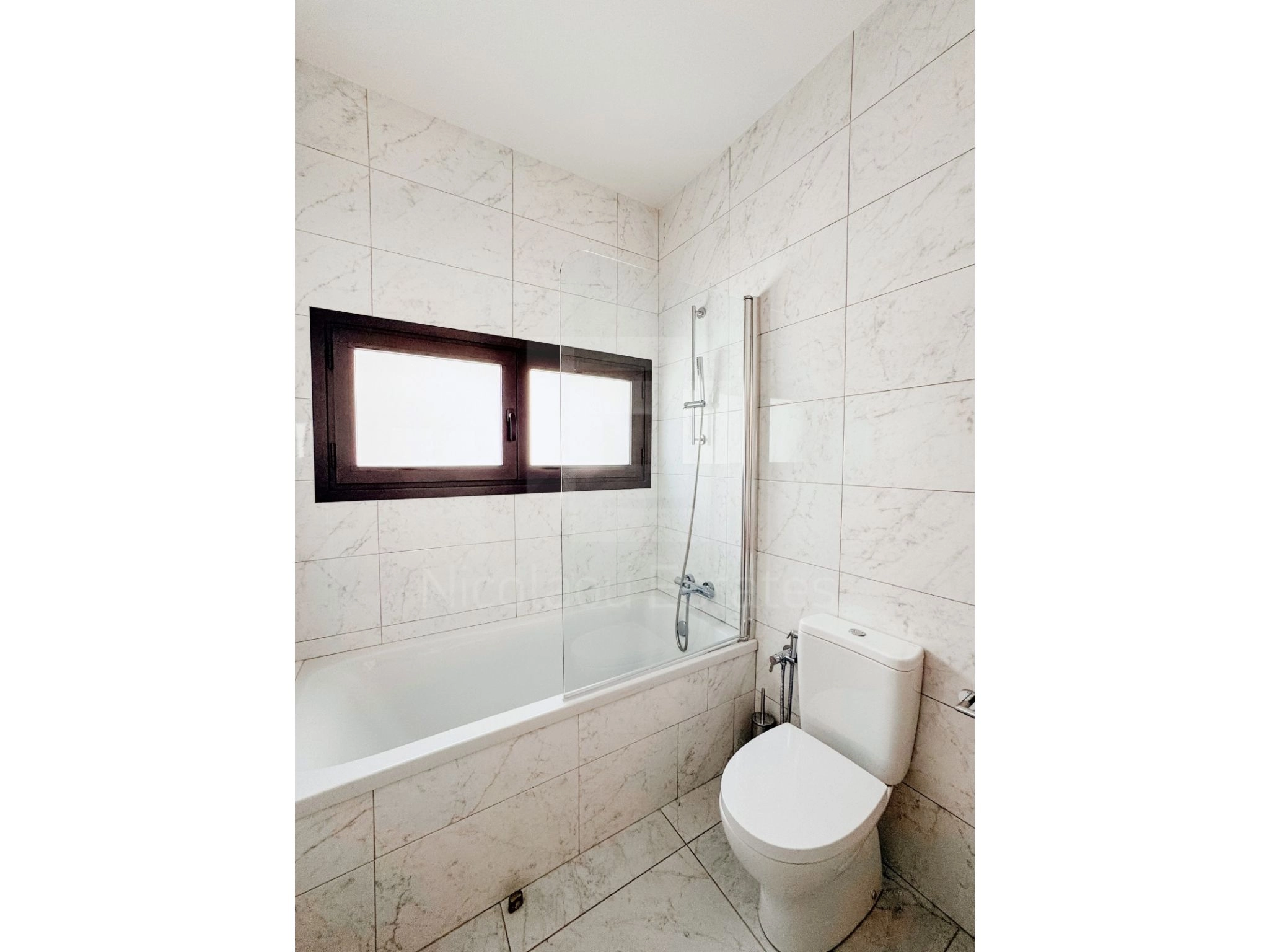 2 Bedroom Apartment for Rent in Limassol – Mesa Geitonia