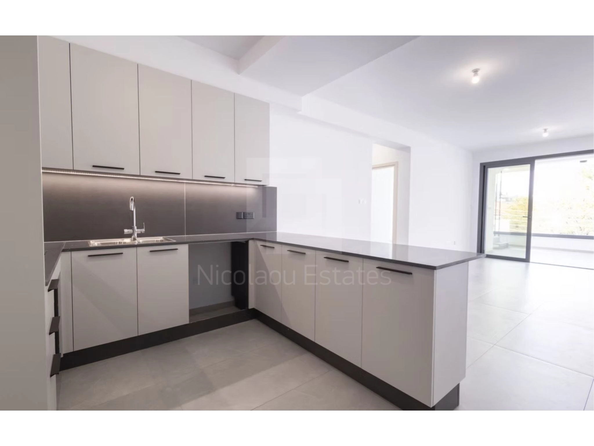 2 Bedroom Apartment for Sale in Aradippou, Larnaca District