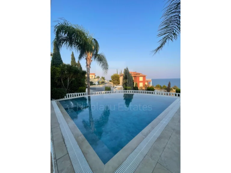 5 Bedroom House for Sale in Agios Tychonas, Limassol District