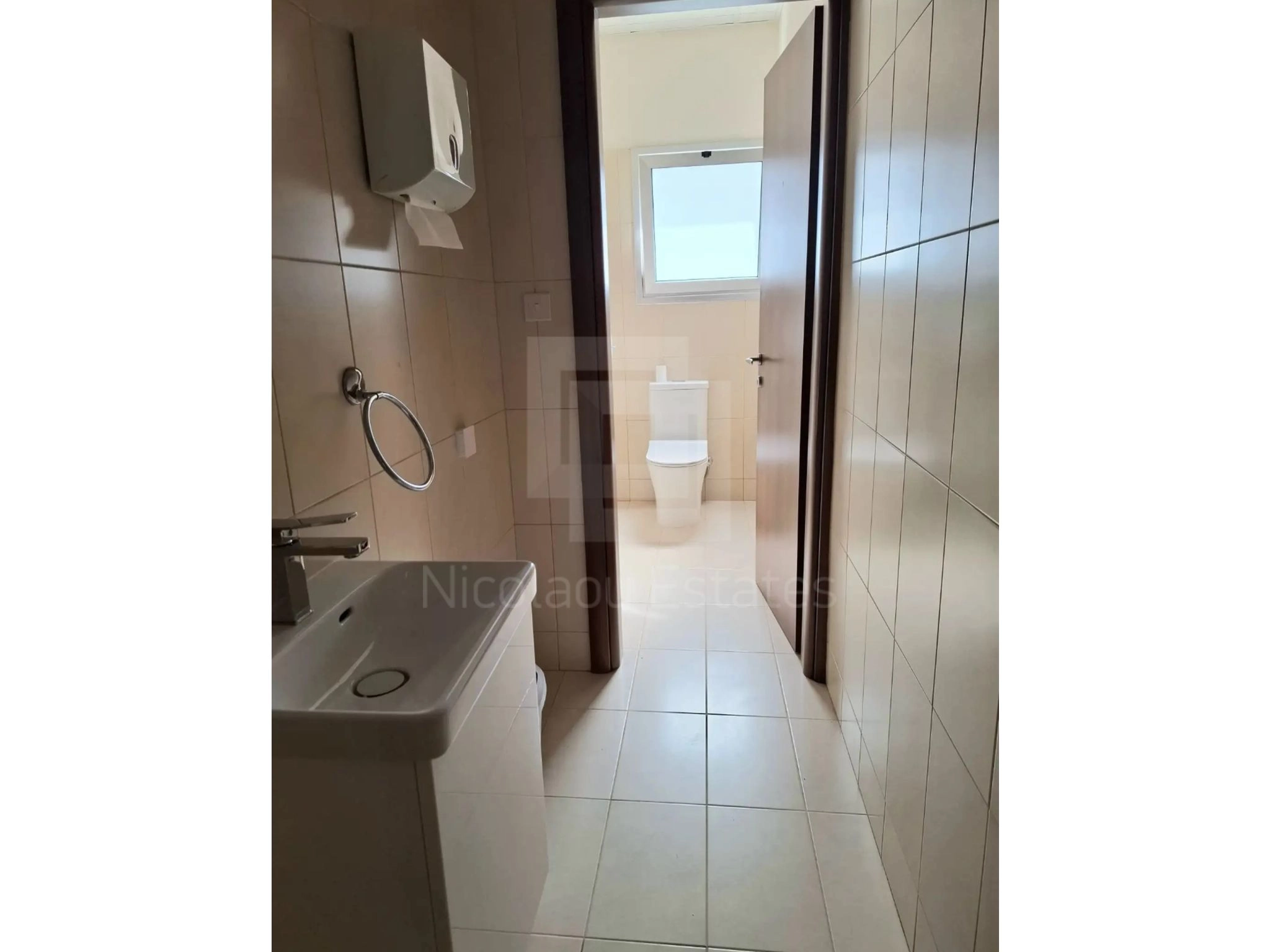 224m² Office for Rent in Limassol – Mesa Geitonia