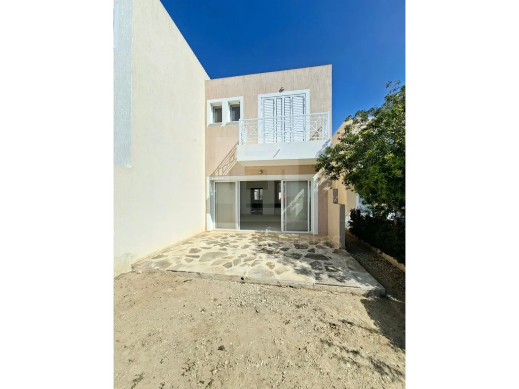 2 Bedroom House for Sale in Chlorakas, Paphos District