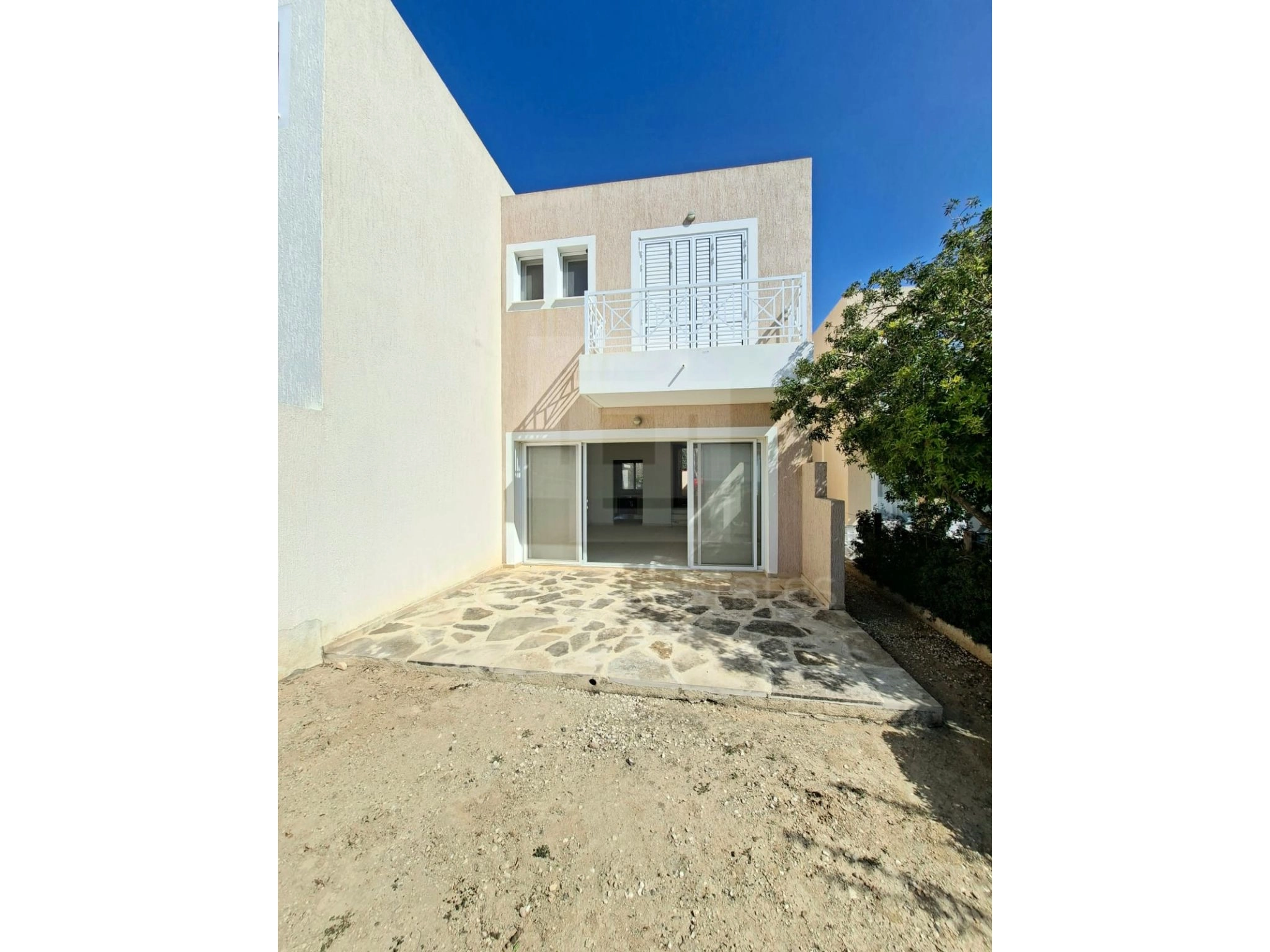 2 Bedroom House for Sale in Chlorakas, Paphos District