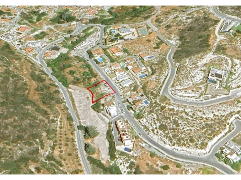 868m² Plot for Sale in Agios Tychonas, Limassol District