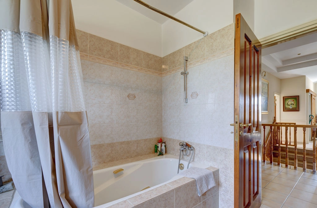 5 Bedroom House for Sale in Kiti, Larnaca District