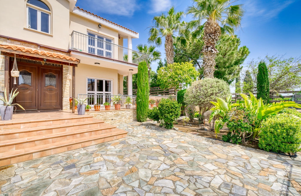 5 Bedroom House for Sale in Kiti, Larnaca District
