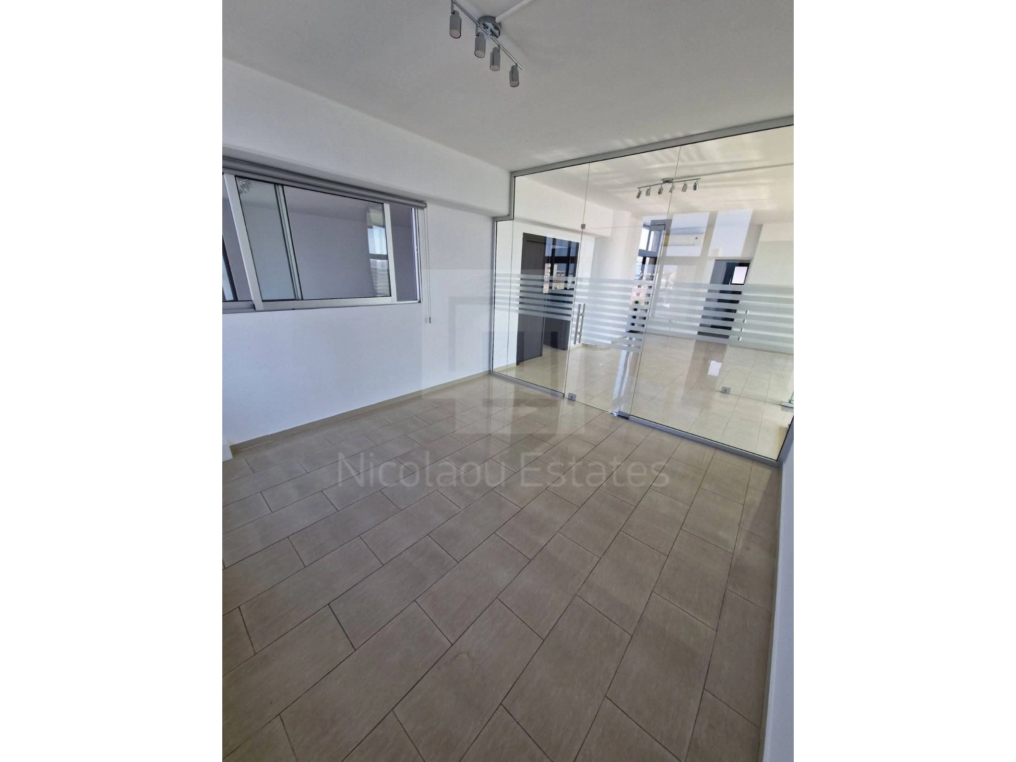 155m² Office for Rent in Nicosia – Agios Ioannis, Limassol District