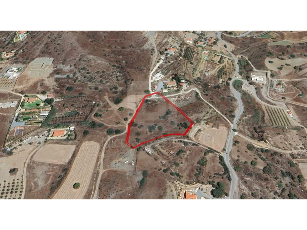 8,362m² Plot for Sale in Pyrgos Lemesou, Limassol District