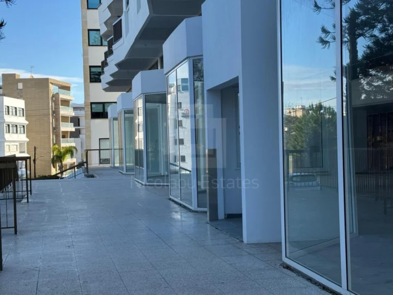 640m² Commercial for Rent in Nicosia District