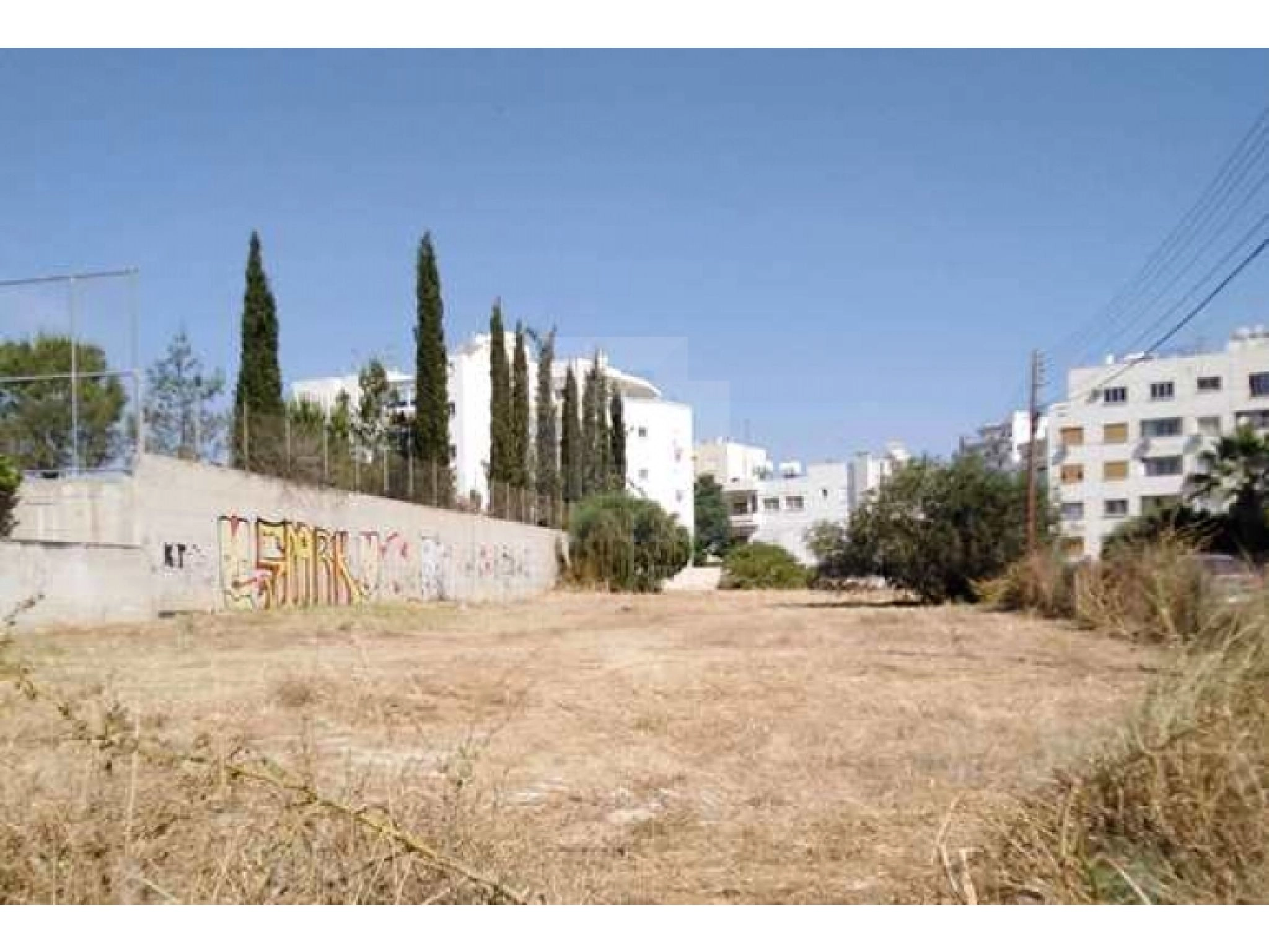 1,586m² Plot for Sale in Nicosia District