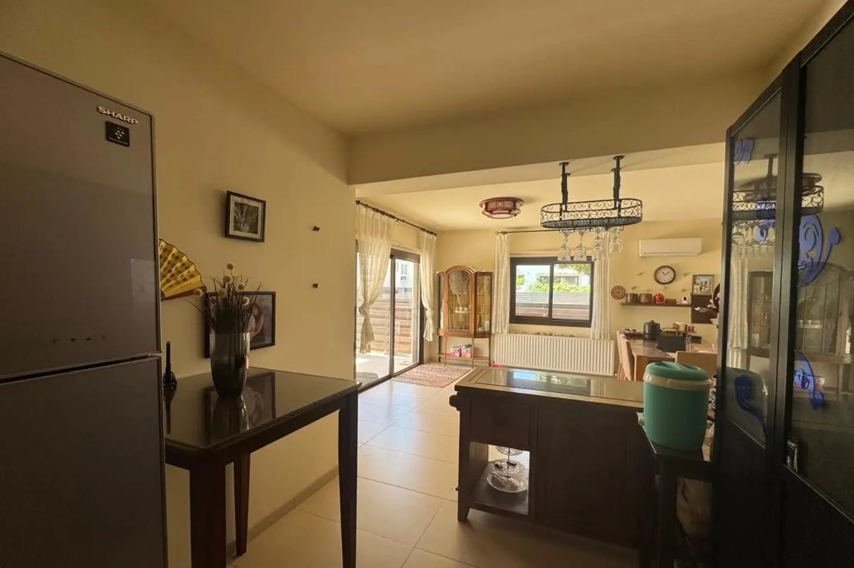 5 Bedroom House for Sale in Latsia, Nicosia District