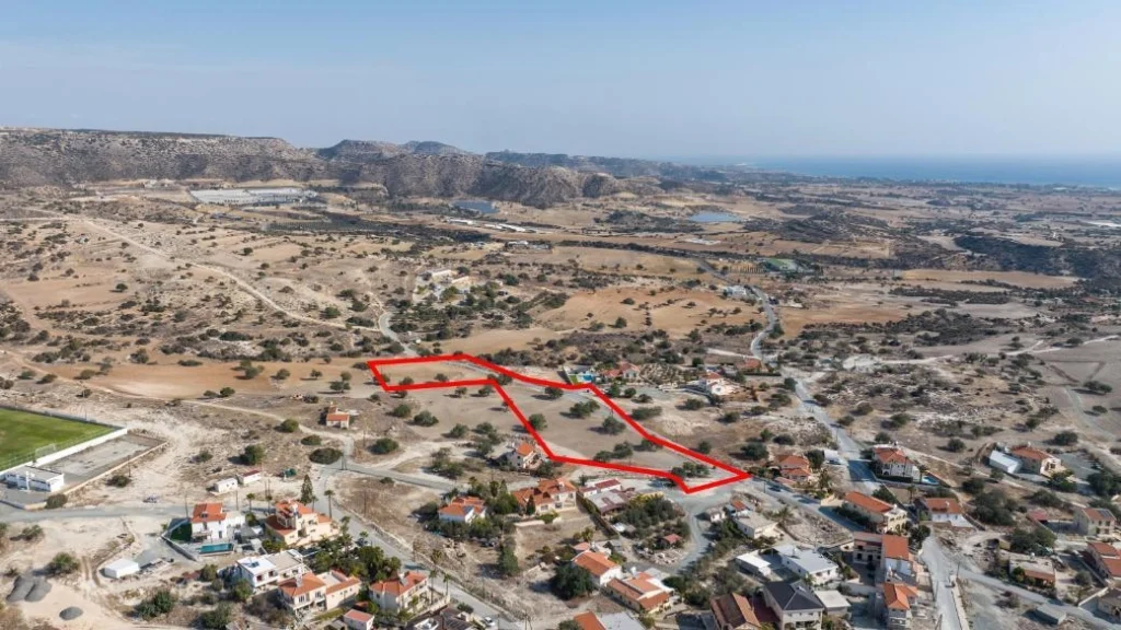 11,706m² Plot for Sale in Maroni, Larnaca District