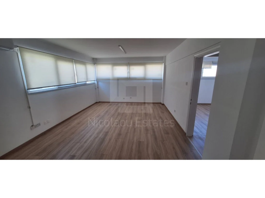 172m² Office for Rent in Limassol – Zakaki