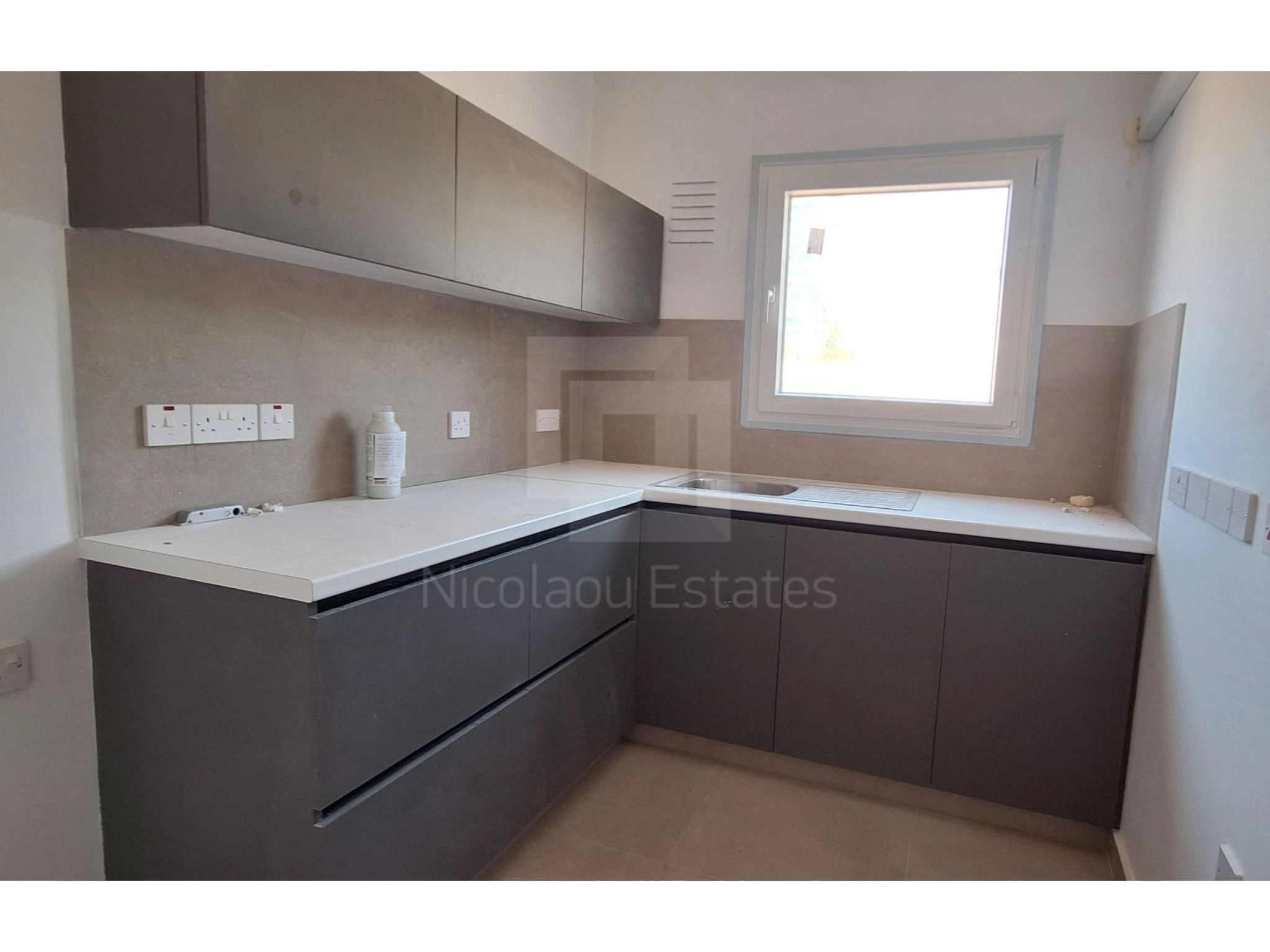 172m² Office for Rent in Limassol – Zakaki