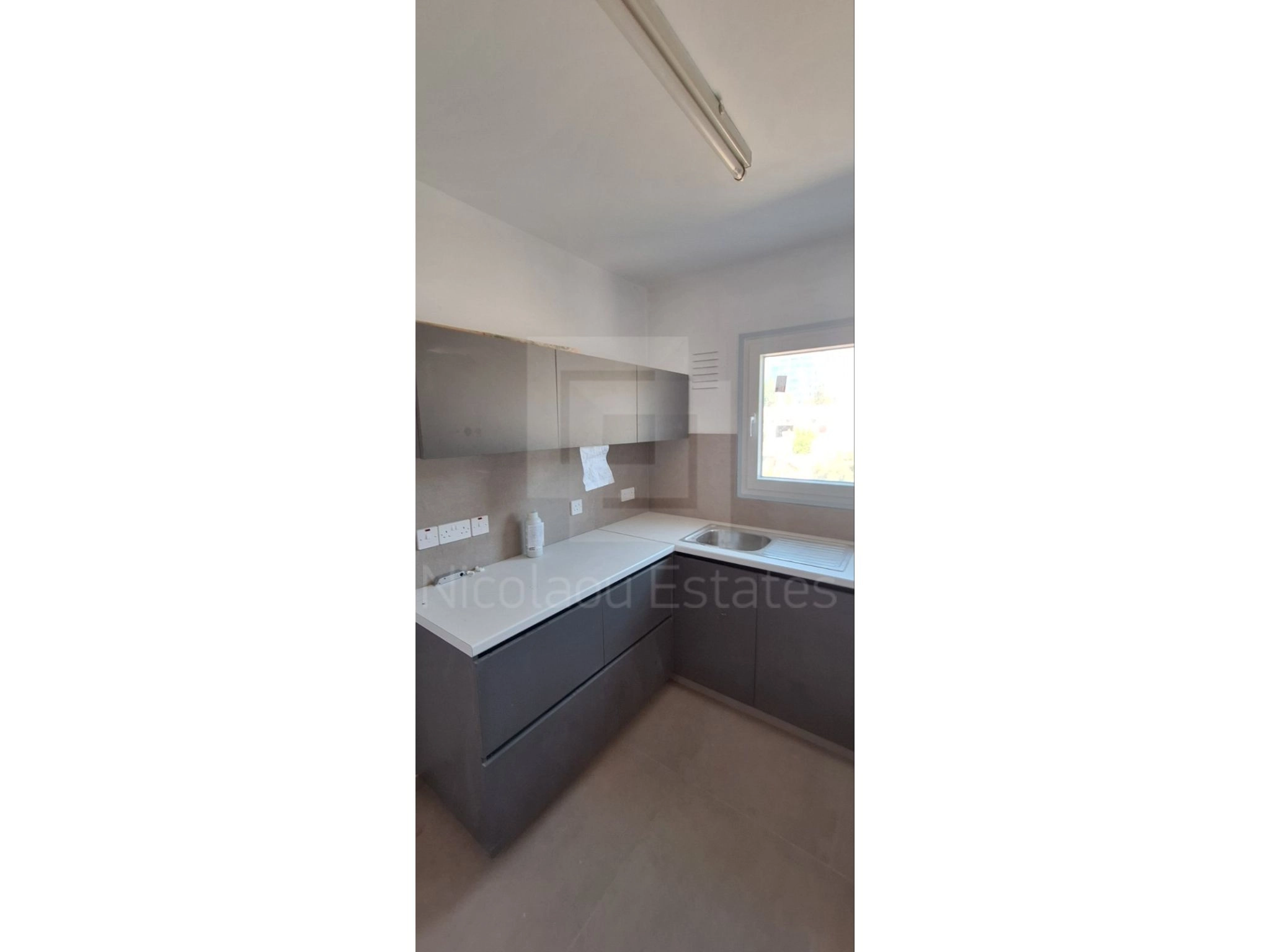 172m² Office for Rent in Limassol – Zakaki