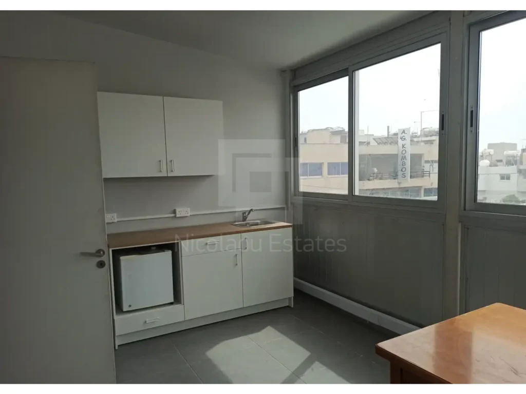 500m² Office for Rent in Limassol – Omonoia