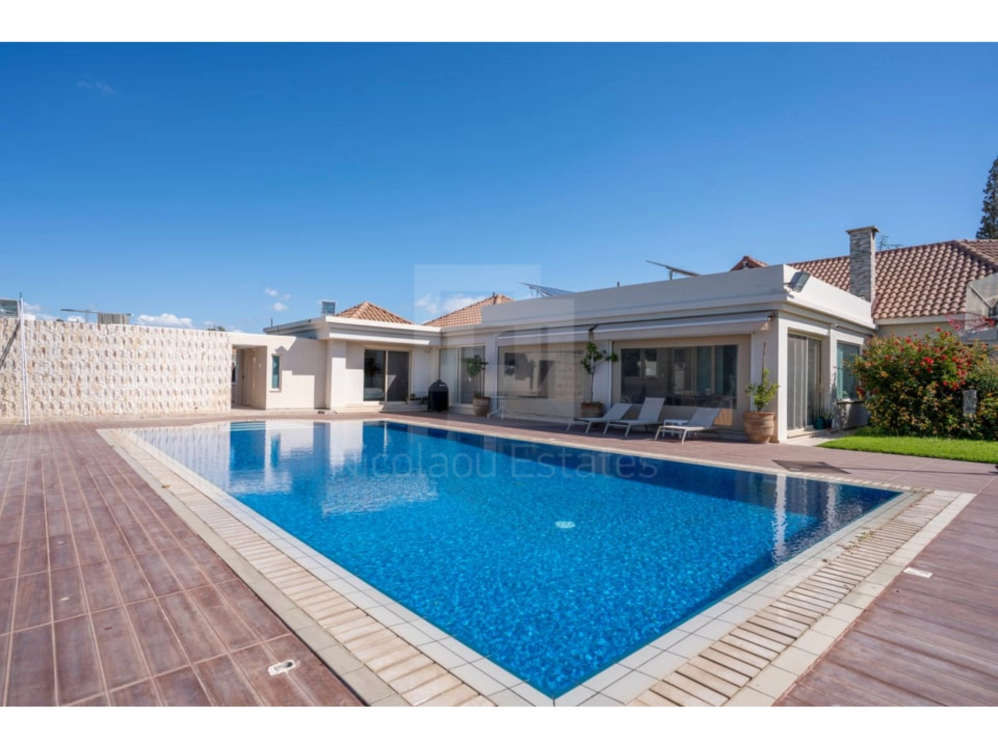 6+ Bedroom House for Sale in Erimi, Limassol District