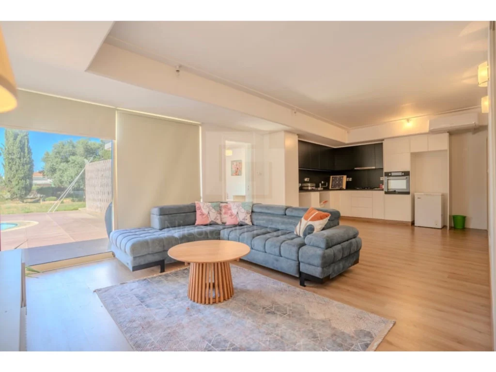 6+ Bedroom House for Sale in Erimi, Limassol District