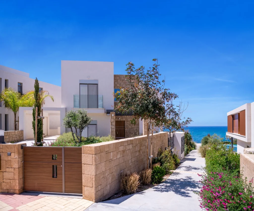 4 Bedroom House for Sale in Chlorakas, Paphos District