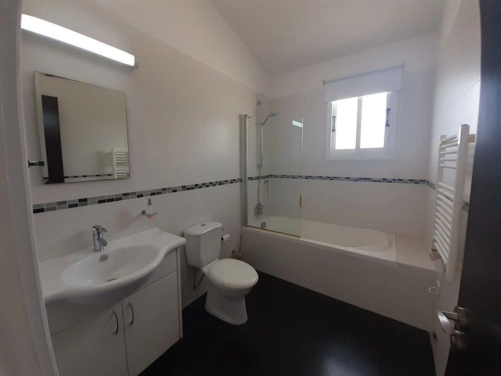 4 Bedroom House for Sale in Tsada, Paphos District