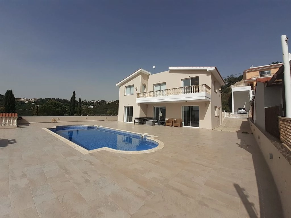 4 Bedroom House for Sale in Tsada, Paphos District