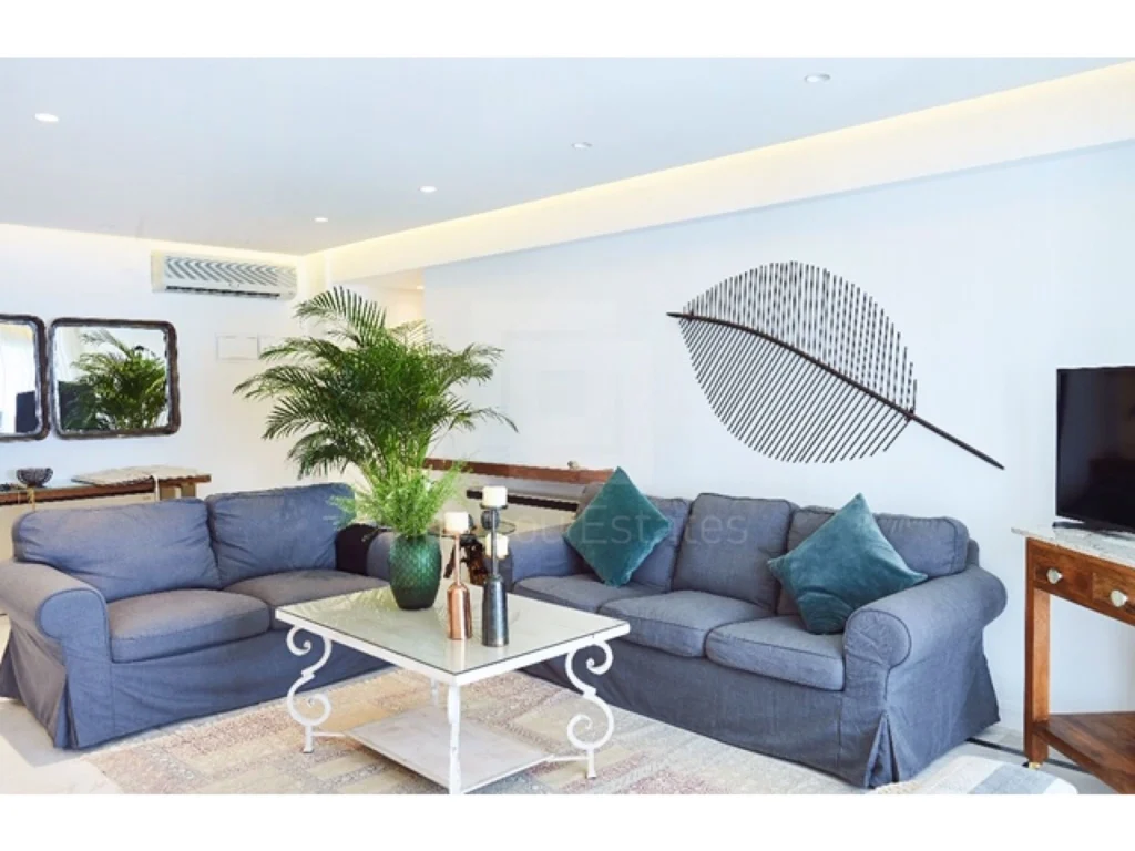 3 Bedroom Apartment for Rent in Limassol – Neapolis