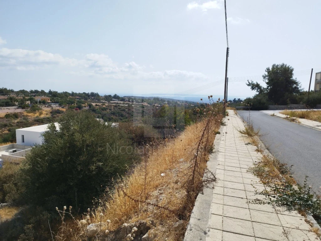 846m² Plot for Sale in Souni, Limassol District