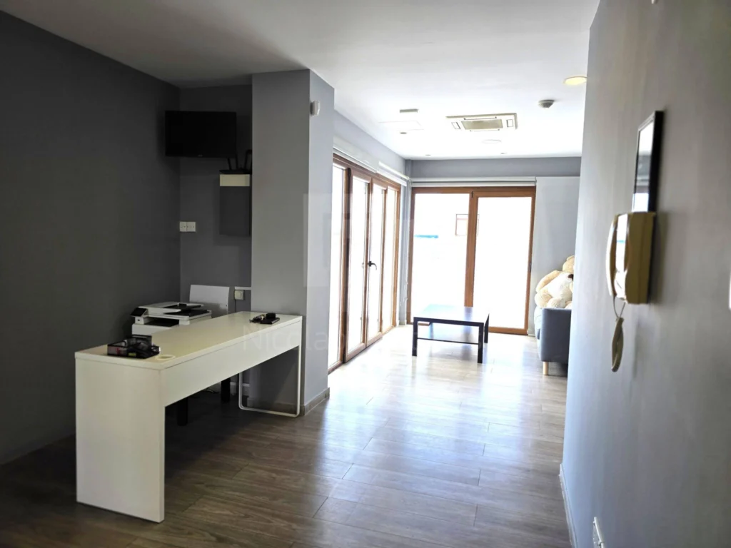 232m² Office for Rent in Limassol – Linopetra