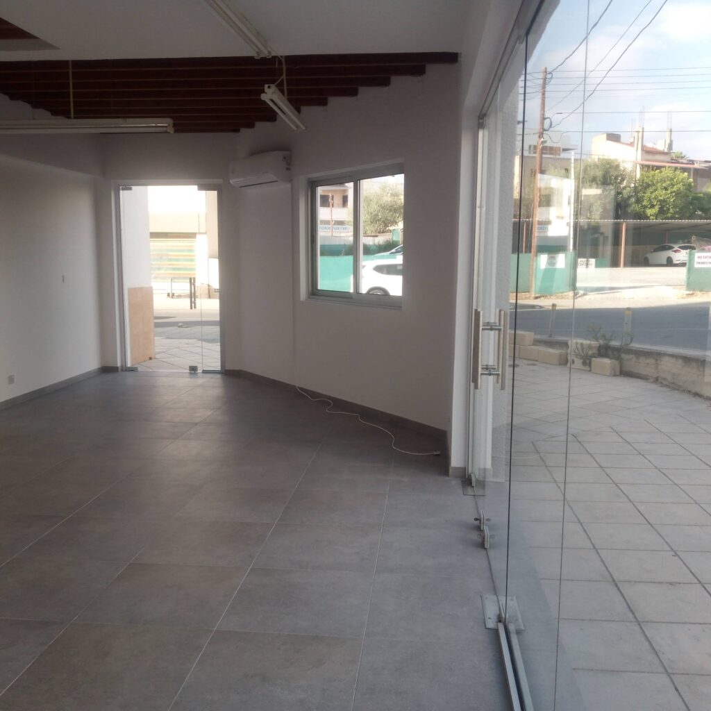 130m² renovated commercial property for rent in Kaimakli photo 5