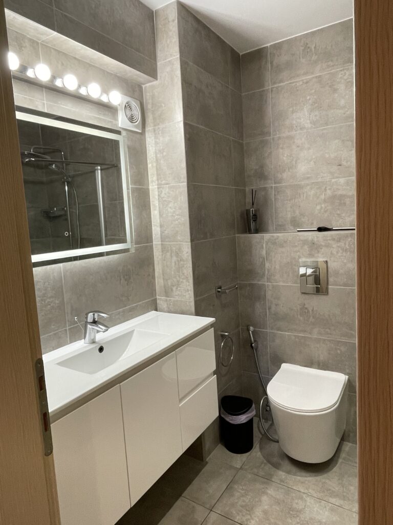 2-bed beachfront apartment with sea views in Agios Tychonas photo 7