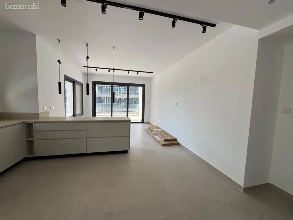 2-bed apartment for sale in Germasogeia, Limassol photo 2