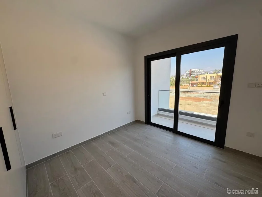 2-bed apartment for sale in Germasogeia, Limassol photo 5