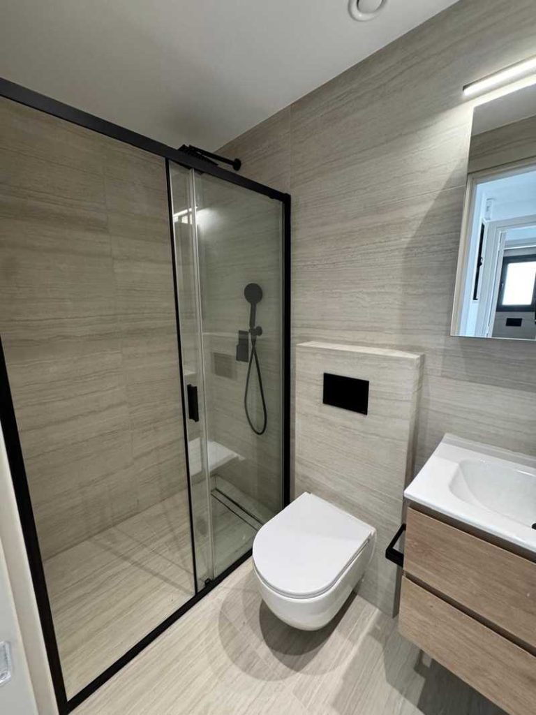 2-bed apartment for sale in Germasogeia, Limassol photo 10