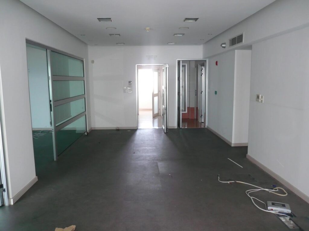 170m² Office for Rent in Limassol – Sea Front, Molos