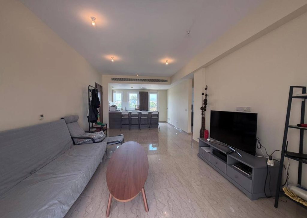 2-bed apartment with terrace for rent in Marina, Limassol photo 2