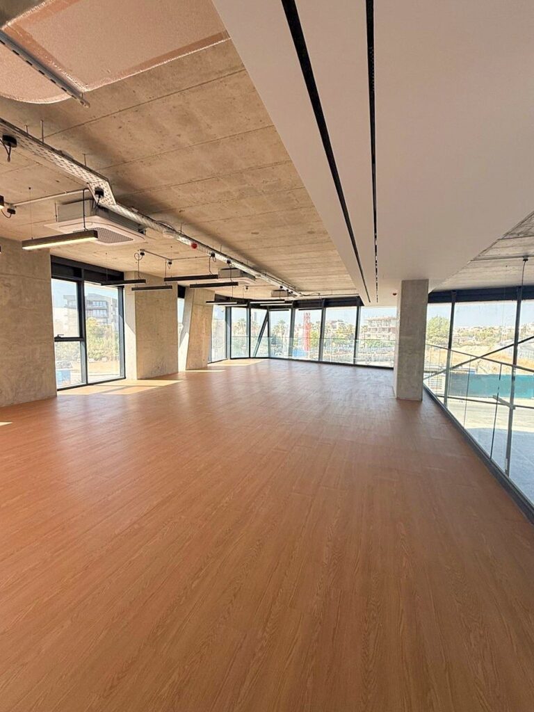 451m² office for rent in Mesa Geitonia, Limassol