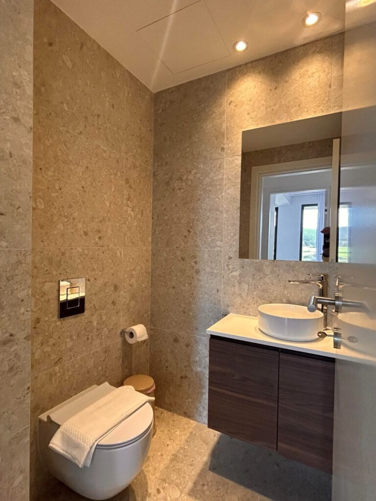 2 Bedroom Apartment for Rent in Agios Tychonas