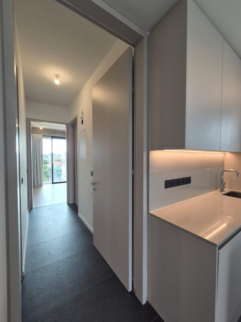 2 Bedroom Apartment for Rent in Limassol – Mesa Geitonia