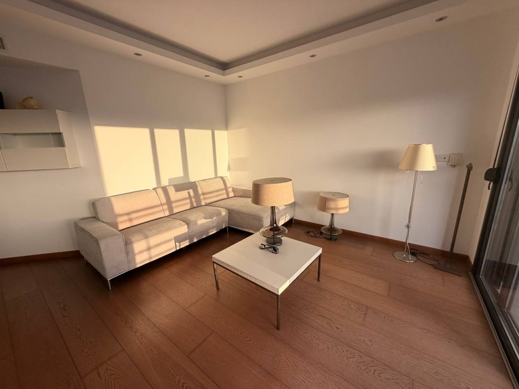 2-bed apartment with pool in Mesa Geitonia, Limassol photo 3