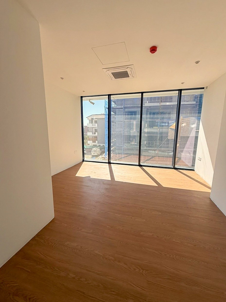 399m² Office for Rent in Limassol – Mesa Geitonia