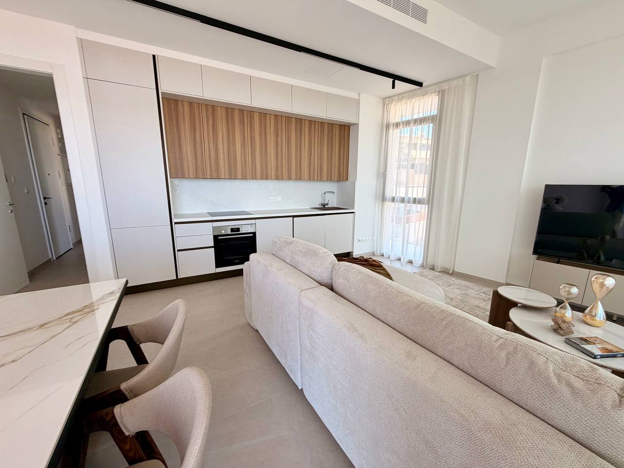 2 Bedroom Apartment for Rent in Germasogeia, Limassol District
