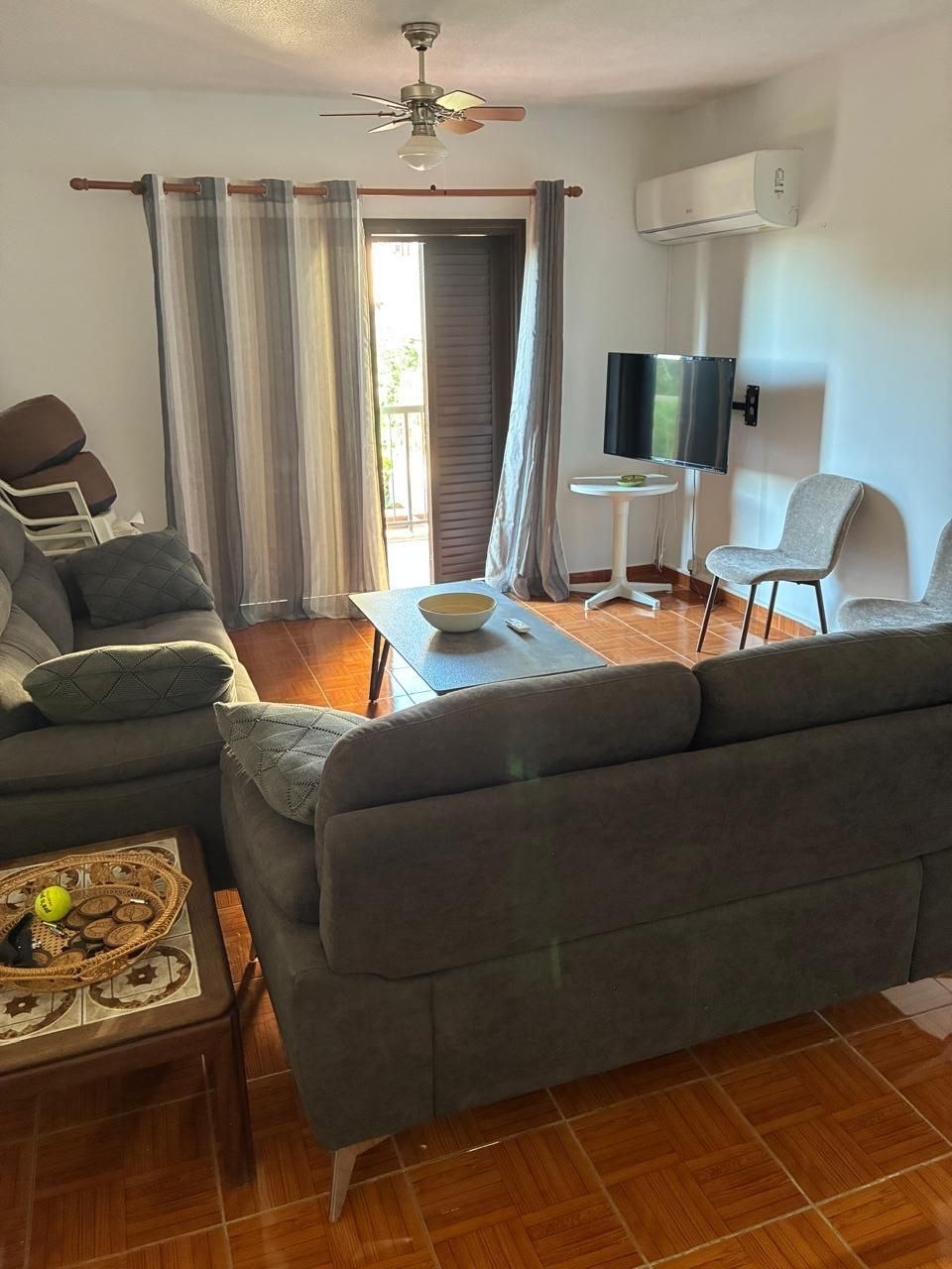 2 Bedroom Apartment for Rent in Agios Tychonas, Limassol District