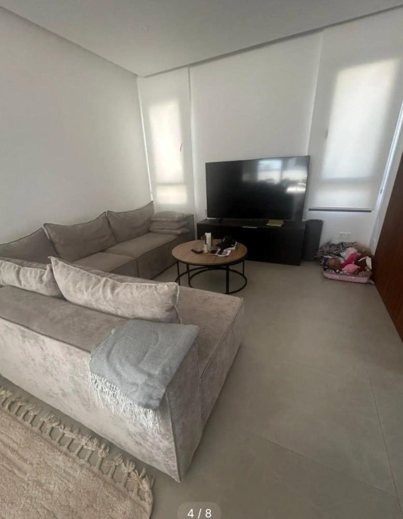 4-bed house with private pool in Agios Tychonas photo 7