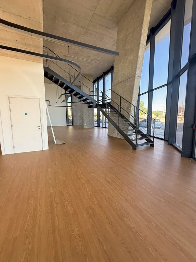 399m² office for rent in Mesa Geitonia, Limassol photo 5