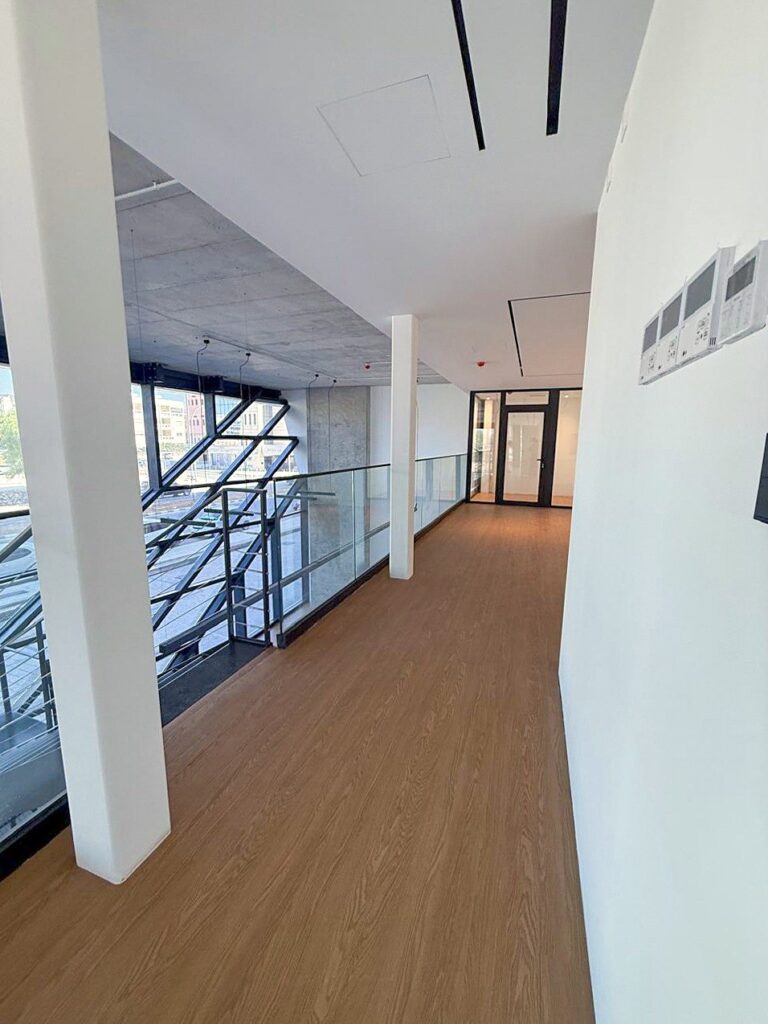 451m² Office for Rent in Limassol – Mesa Geitonia