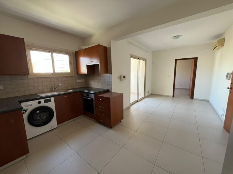 1 Bedroom Apartment for Rent in Limassol – Petrou kai Pavlou