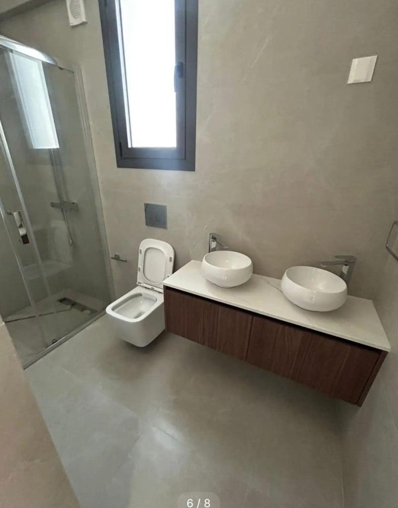 4-bed house with private pool in Agios Tychonas photo 6